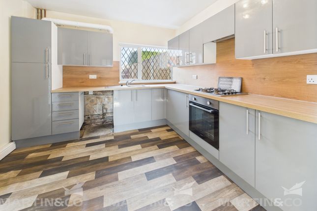 The Crescent, Woodlands 3 bed terraced house for sale