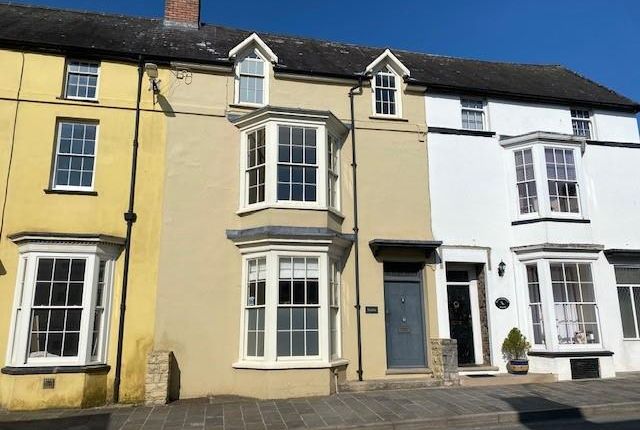 Laugharne 3 bed terraced house for sale