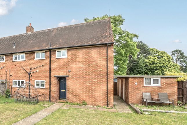 Sandfields, Send, Surrey, GU23 2 bed maisonette for sale