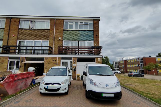 The Leadings, Wembley Park HA9 4 bed townhouse for sale