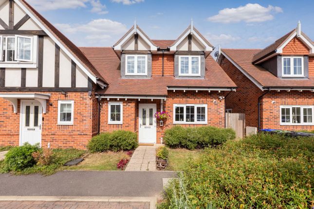 Colborne Close, Iver Heath SL0 2 bed semi