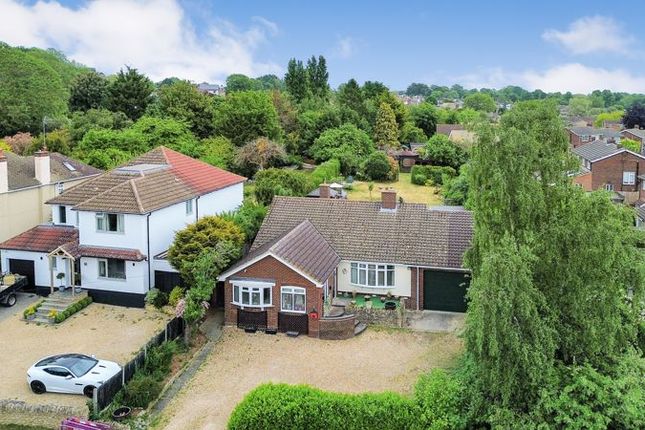 Northampton Road, Bedford MK43 3 bed detached bungalow for sale