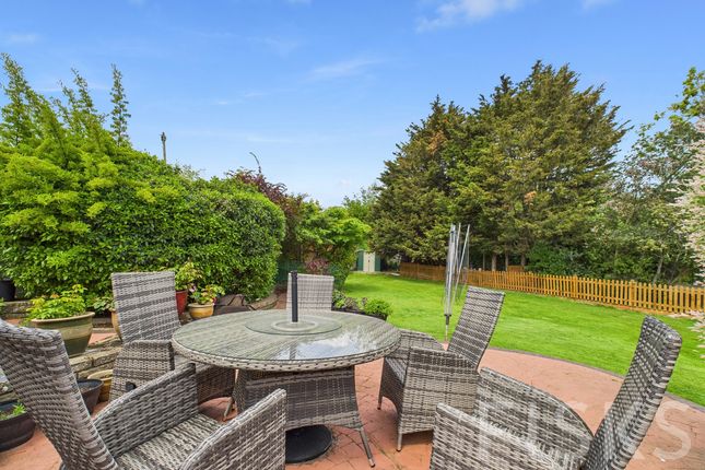 2 bedroom semi-detached bungalow for sale