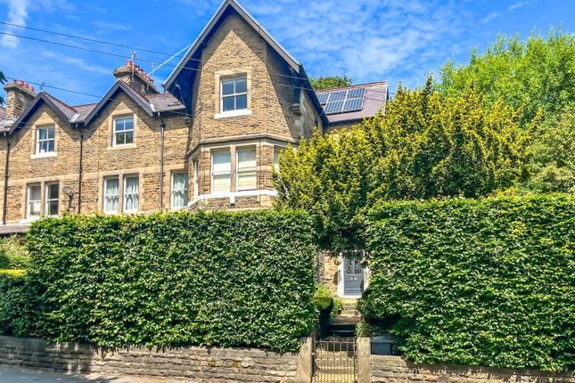 4 bedroom end of terrace house for sale