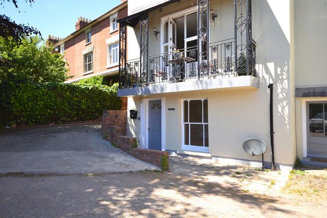 1 bedroom ground floor flat for sale