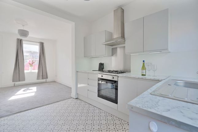 2 bedroom detached house for sale