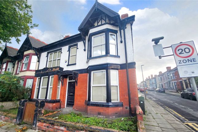 5 bedroom end of terrace house for sale