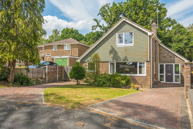 Willow Gardens, North Baddesley... 4 bed house for sale