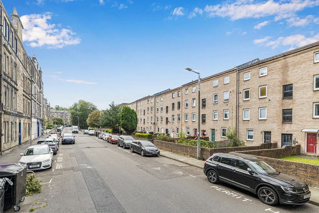 2 bedroom maisonette for sale