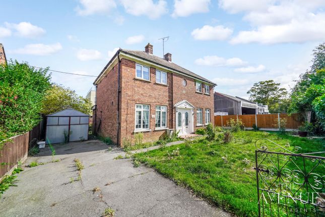 The Avenue, Witham, Essex, CM8 3 bed detached house for sale