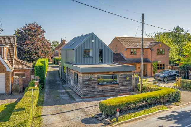 2 bedroom detached house for sale