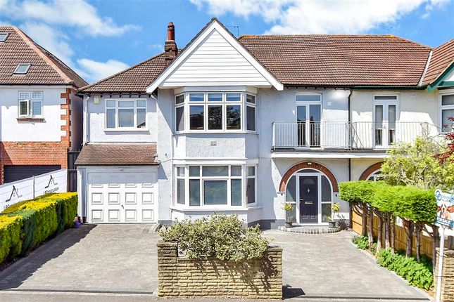7 bedroom semi-detached house for sale