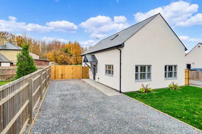 The Cedars, Royston SG8 3 bed detached house for sale