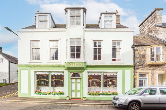 4 bedroom end of terrace house for sale