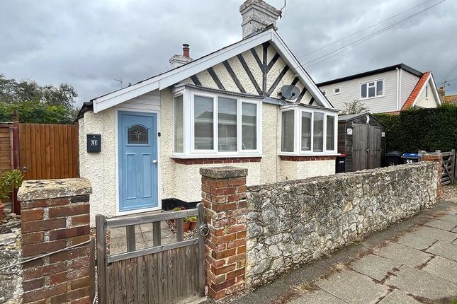 Sunnyhill Road, Herne Bay, CT6 8LU 2 bed detached bungalow for sale