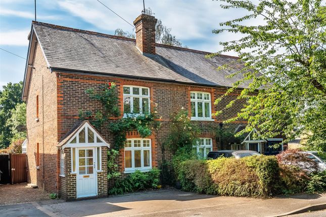 2 bedroom semi-detached house for sale