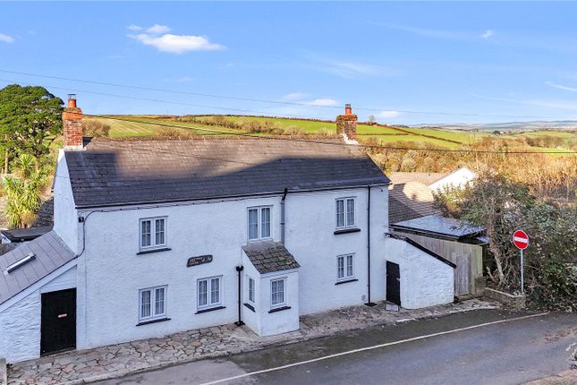 School Road, Saltash PL12 3 bed detached house for sale