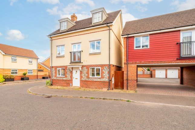 Robin Close, Costessey 5 bed detached house for sale