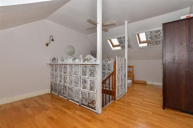 Holland Road, Maidstone, Kent 3 bed terraced house for sale