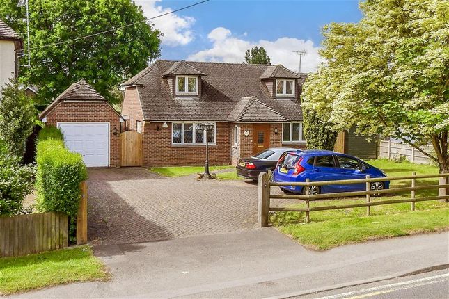 Station Road, Headcorn, Ashford, Kent 3 bed detached house for sale