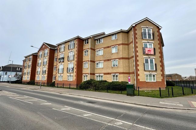 Dunlop Road, Tilbury 2 bed apartment for sale