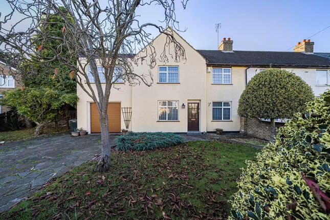 3 bedroom end of terrace house for sale