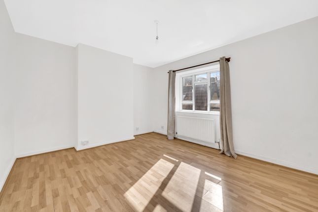 Little Chelsea House, Chelsea SW10 3 bed apartment for sale