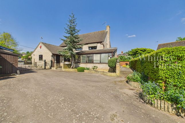 Denmark Street, Diss 3 bed detached house for sale