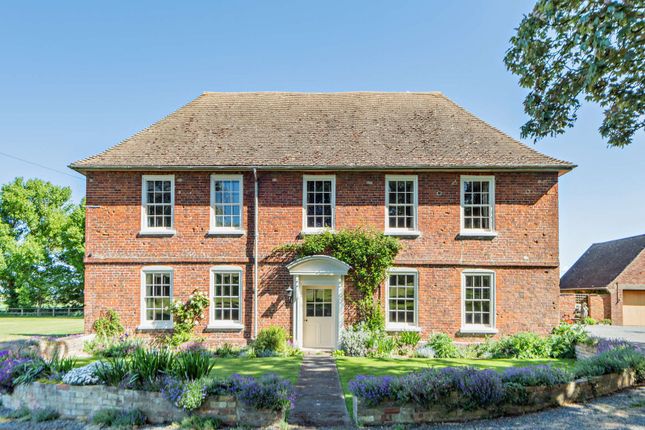4 bed detached house