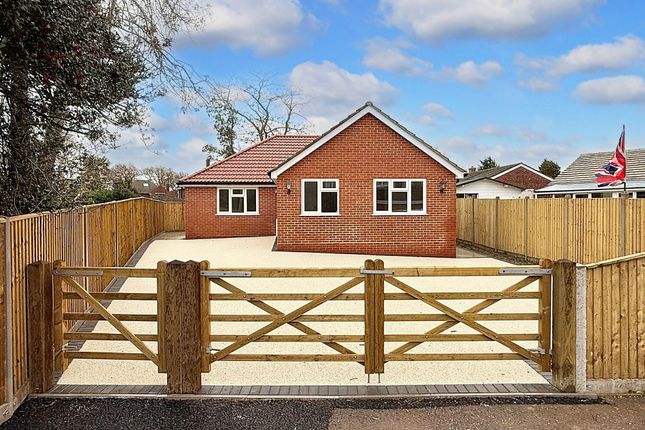 Woodlands Close, Dibden Purlieu, SO45 3 bed detached bungalow for sale
