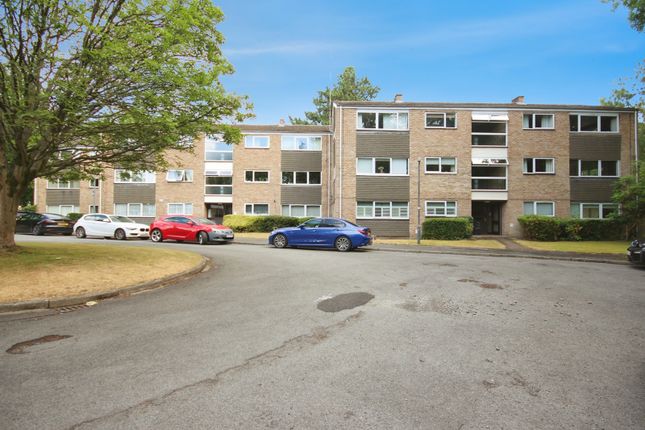 2 bed flat