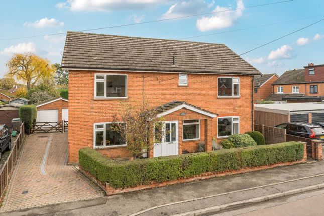 4 Alpha Road, Chobham, Woking GU24 5 bed detached house for sale