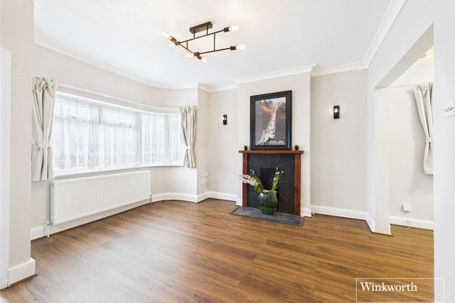 Hillway, London NW9 4 bed bungalow for sale