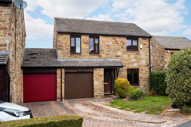 4 bedroom link detached house for sale
