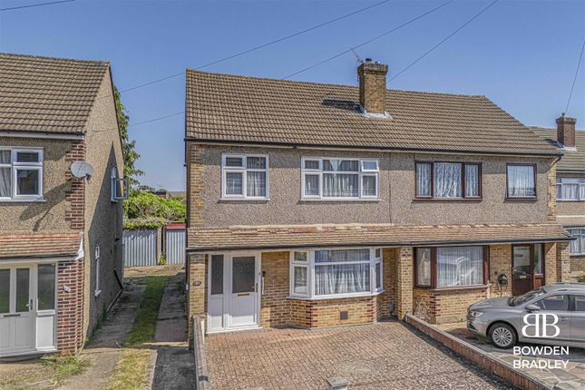 Epping Close, Collier Row 3 bed semi