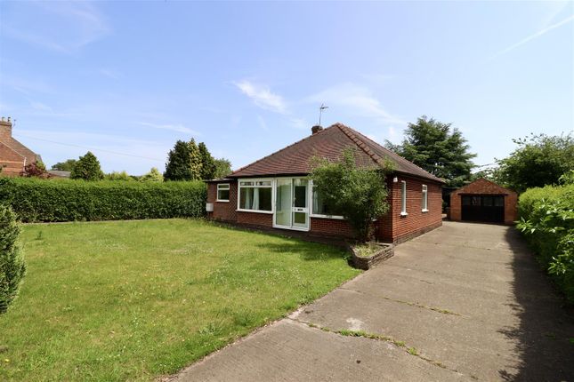 Holme Road, Market Weighton, York 3 bed detached bungalow for sale