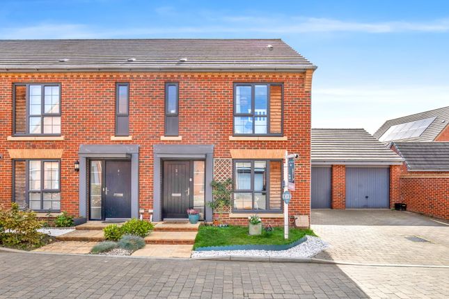 Eric Tubb Road, Bordon GU35 3 bed end of terrace house for sale