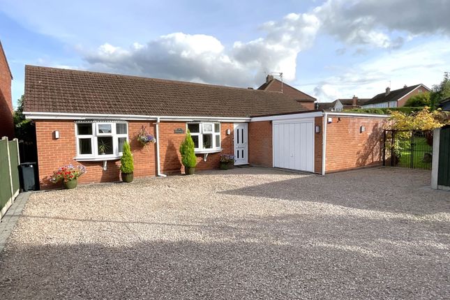 Cherry Tree Lane, Halesowen B63 3 bed detached bungalow for sale