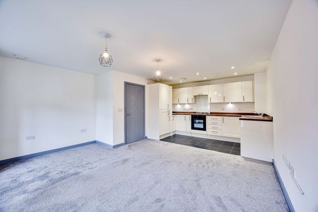 Kings Crescent, Riverside House, ME20 1 bed flat for sale