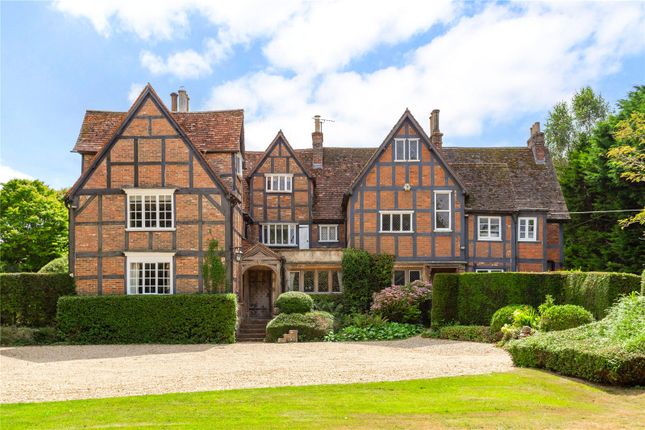 6 bedroom detached house for sale