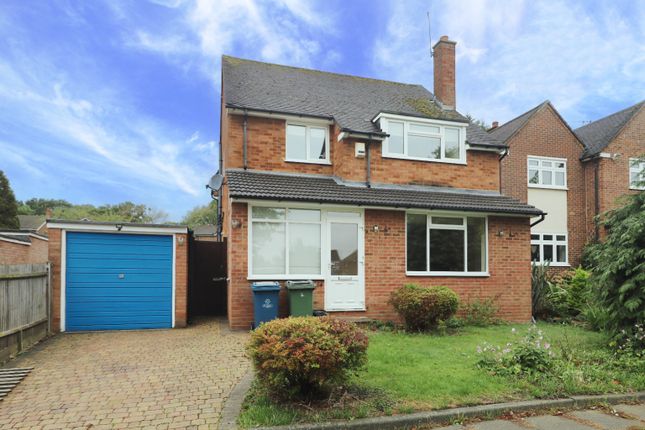 Meredith Close, Pinner HA5 4 bed detached house for sale
