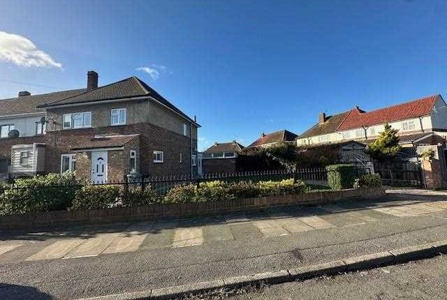 Peacock Avenue, Feltham 3 bed end of terrace house for sale