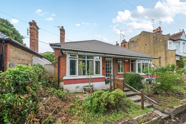4 bedroom detached bungalow for sale