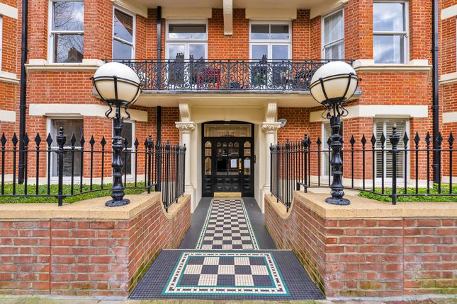 Wymering Road, London, W9 2 bed apartment for sale