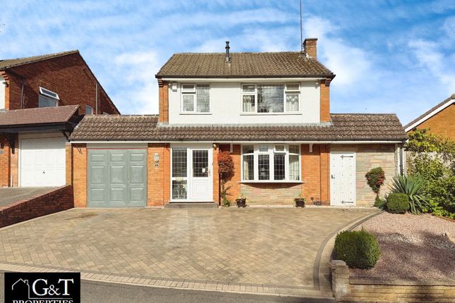 Dingle View, Dudley 3 bed detached house for sale