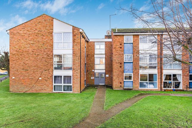 Coronation Avenue, East Tilbury, RM18... 2 bed flat for sale