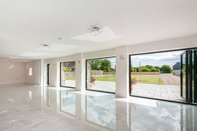 Bewholme Road, Driffield YO25 4 bed barn conversion for sale