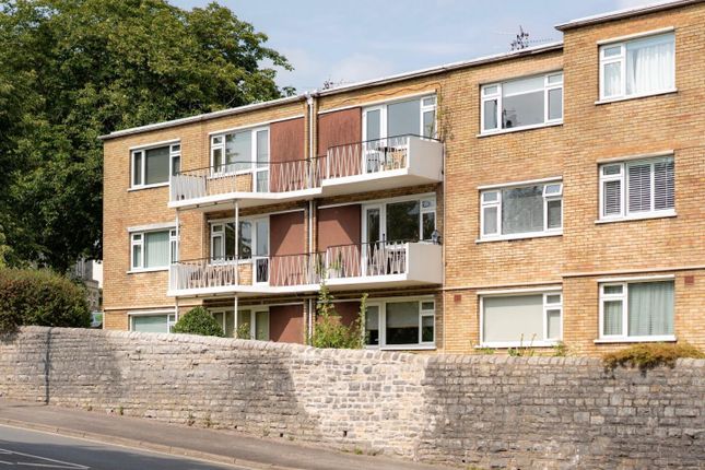 Beach Road, Penarth 2 bed flat for sale