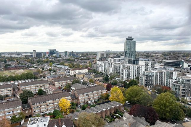 Green Dragon Lane, Brentford, TW8 0DB 1 bed flat for sale