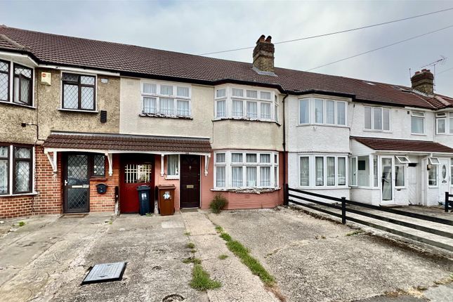 Ash Grove, Heston TW5 3 bed terraced house for sale